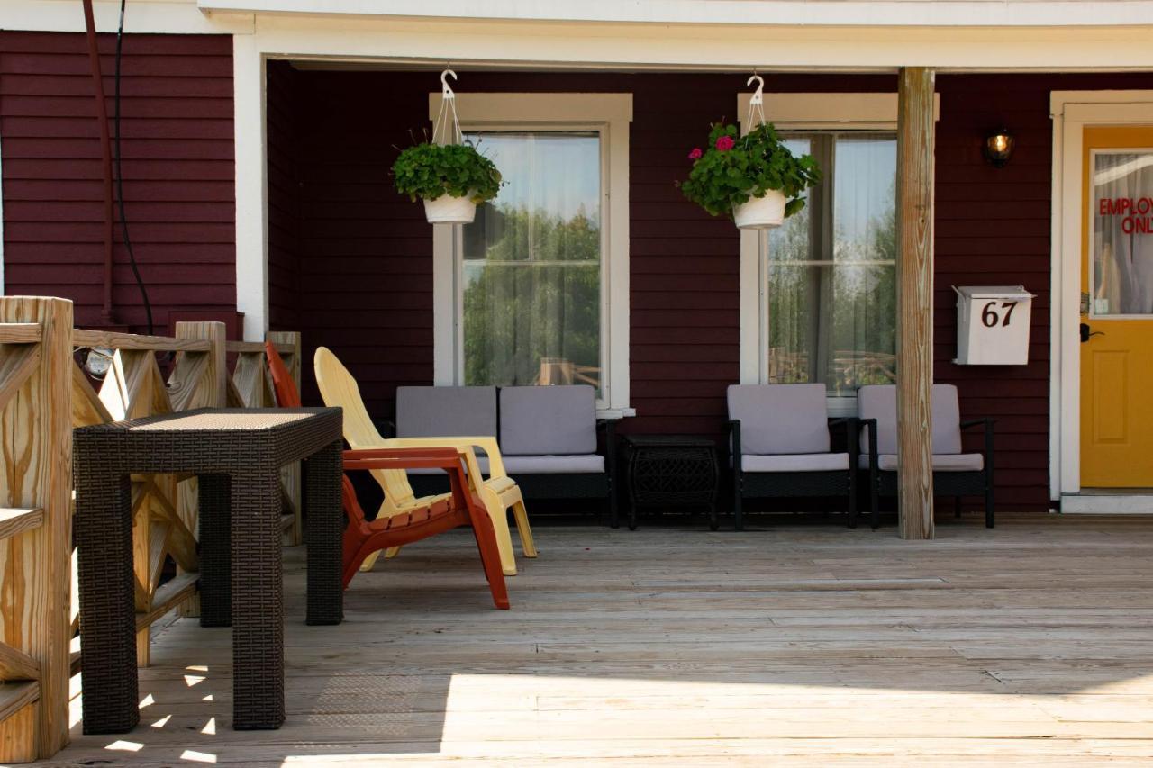 The Whitetail Inn And Suites- Lincoln Exterior foto
